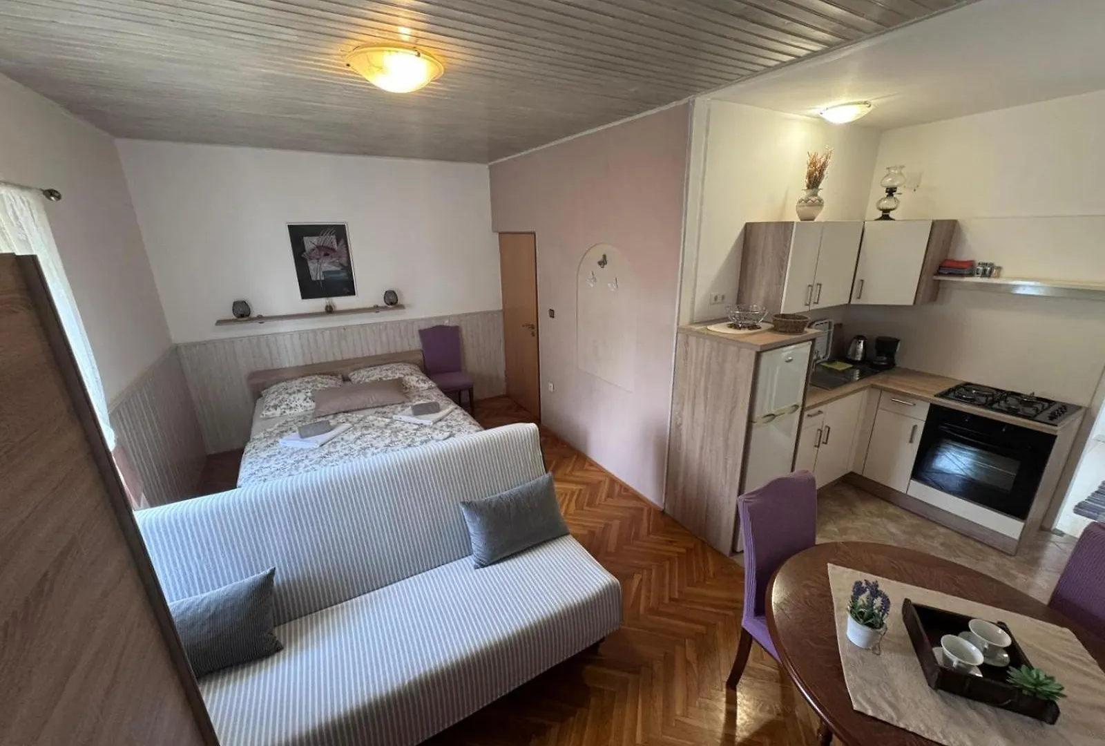 Apartments & Rooms Neno Tribanj-Kruscica Affittacamere