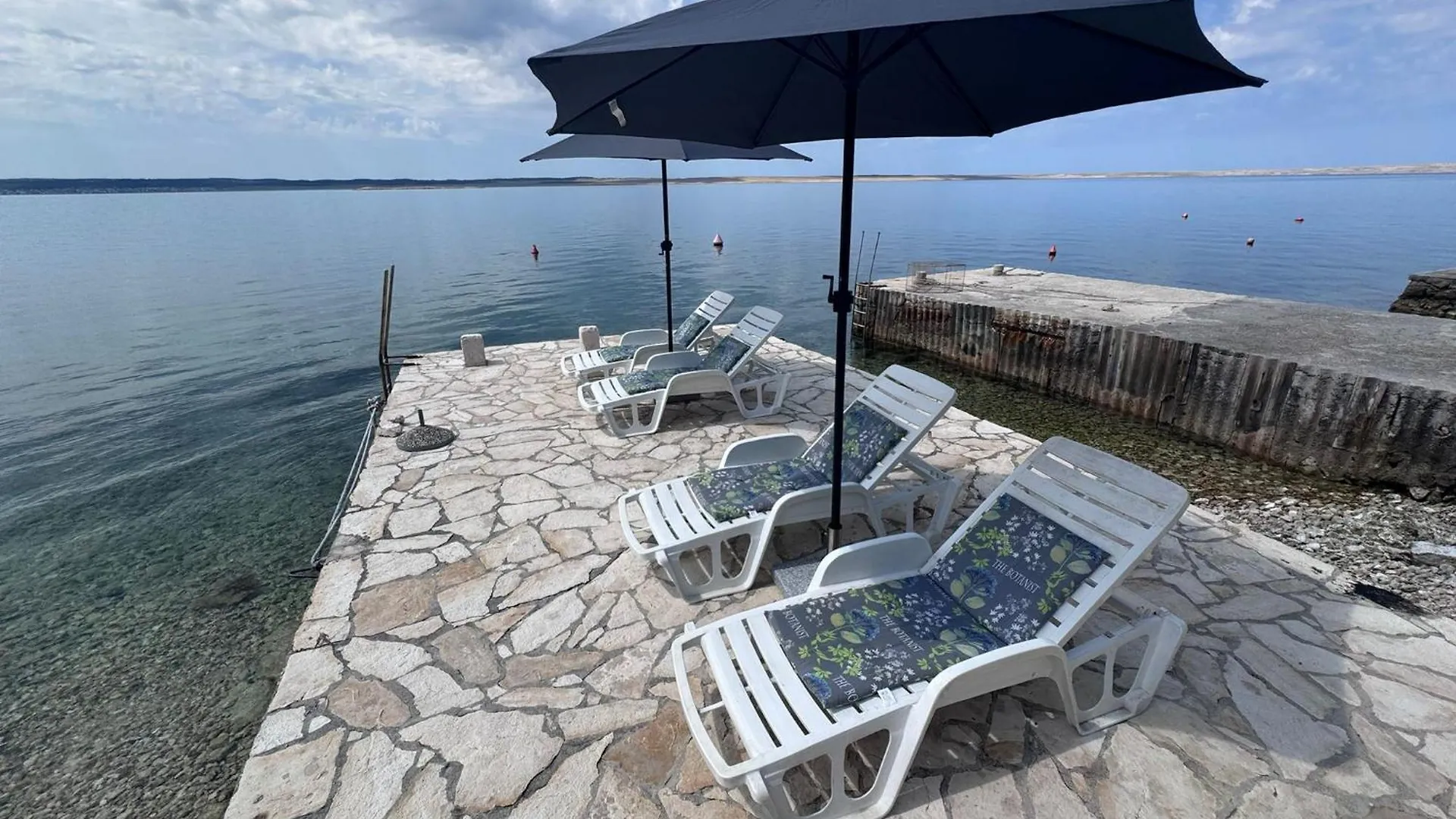Apartments & Rooms Neno Tribanj-Kruscica 0*,  Croazia