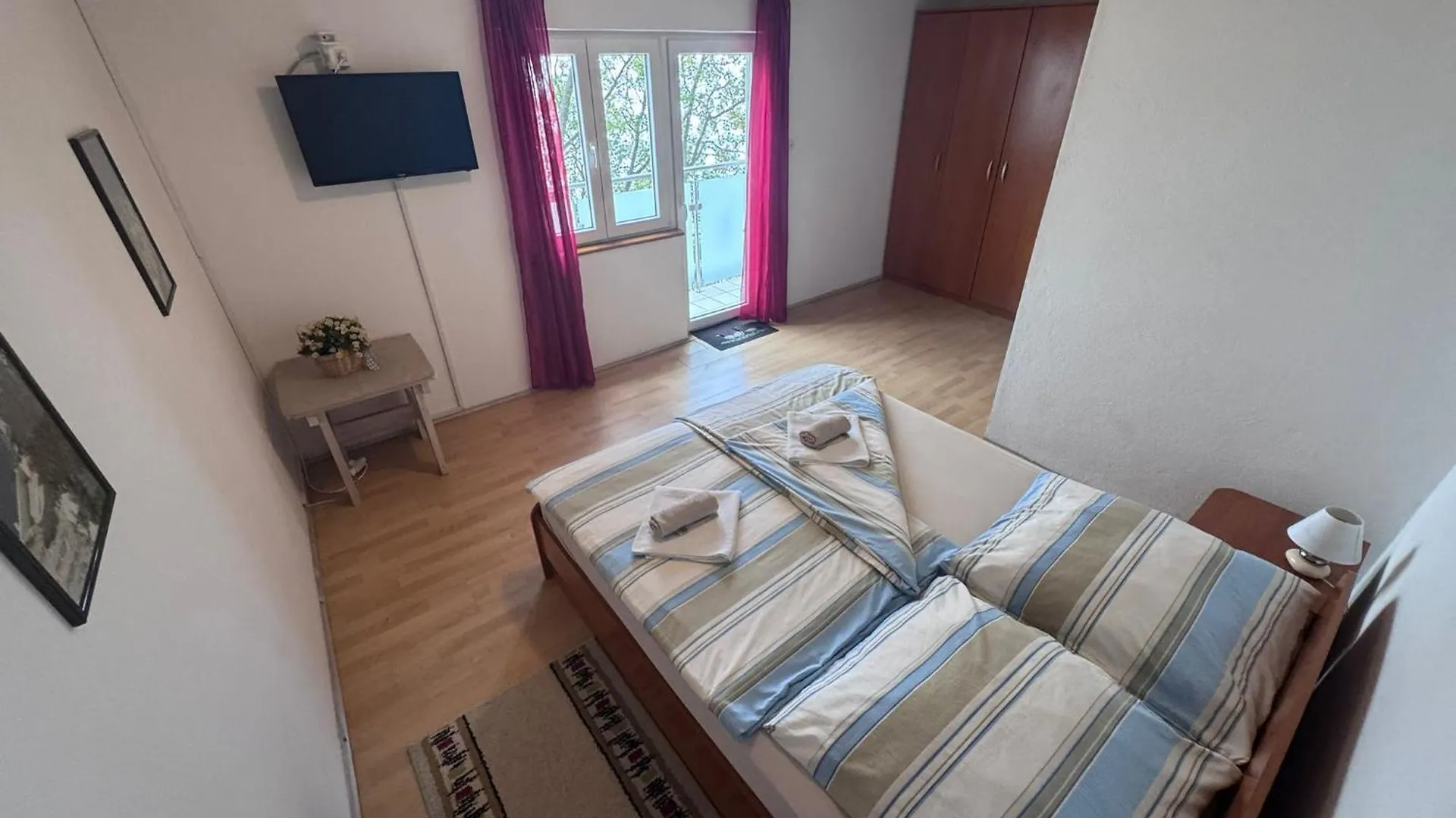 Apartments & Rooms Neno Tribanj-Kruscica